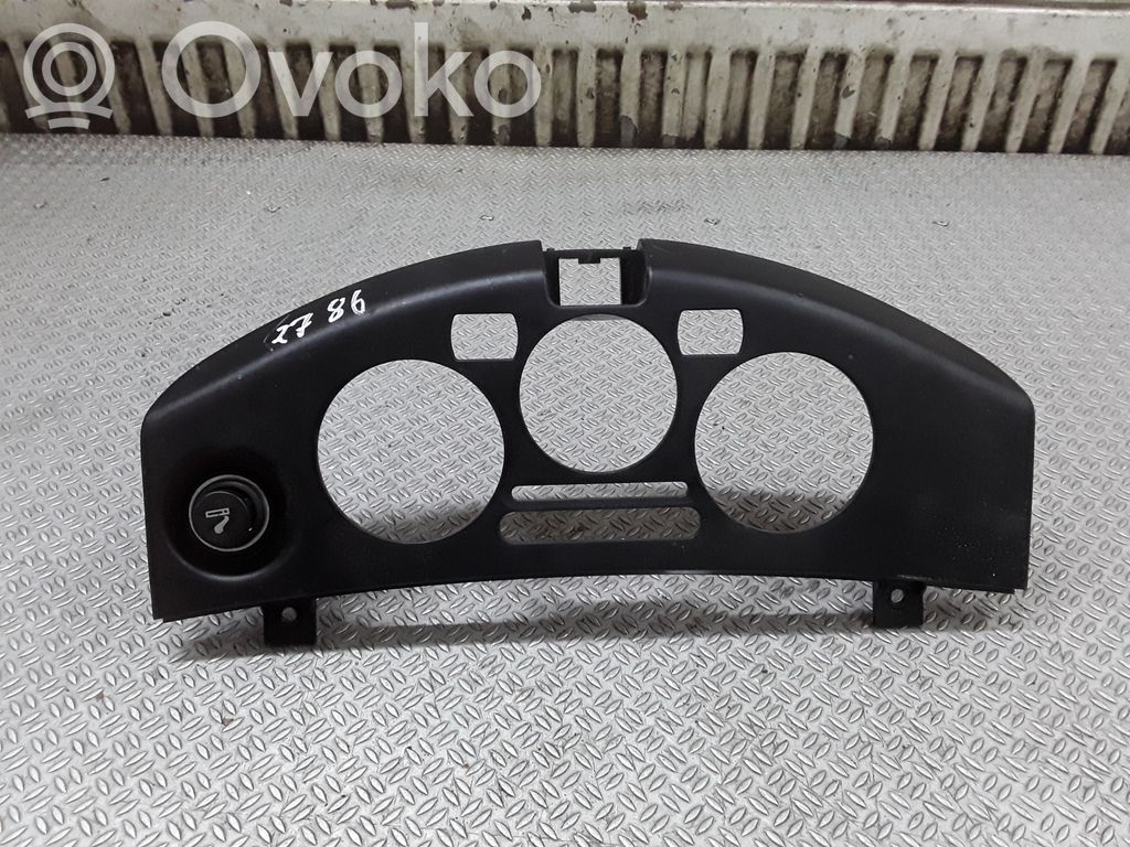 Panel klimatyzacji / Ogrzewania   27570AX200