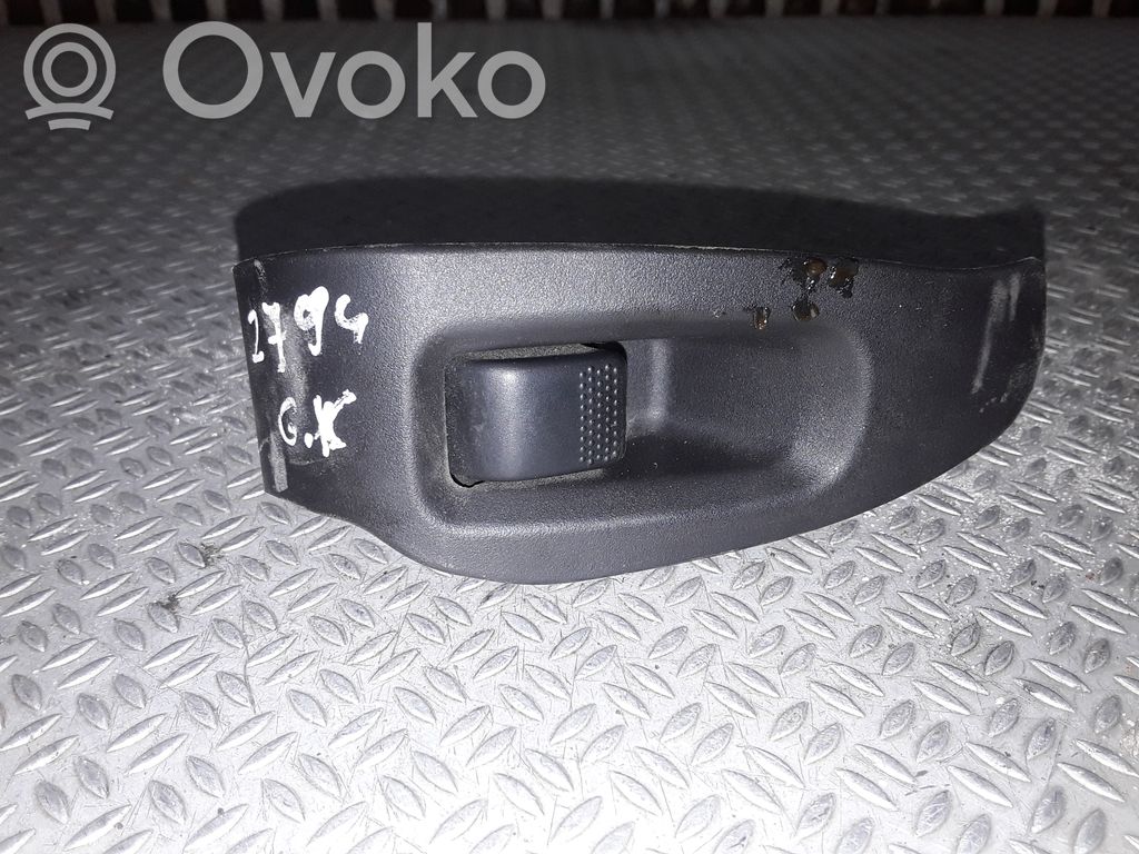 Subaru Outback Electric window control switch 