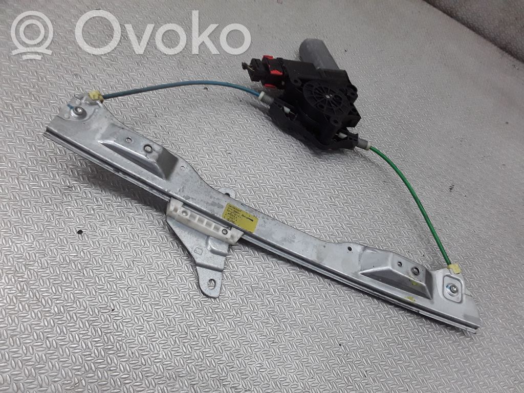 Opel Corsa D Macara ușă față cu motor 
