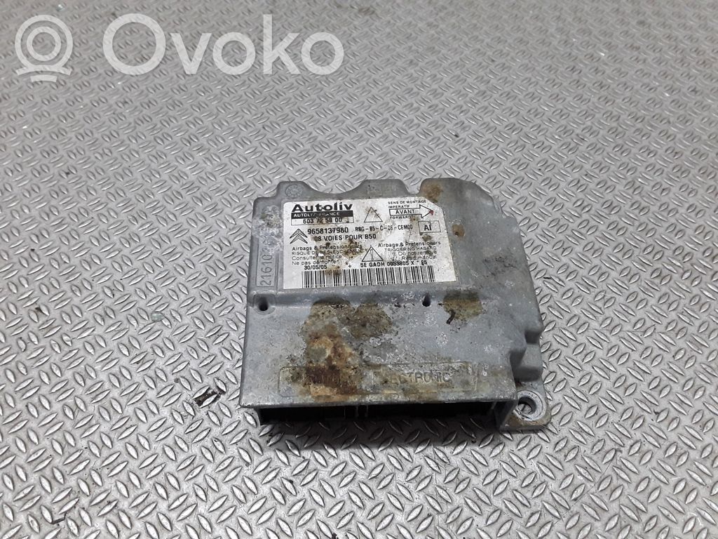 Turvatyynyn ohjainlaite/moduuli   9658137980