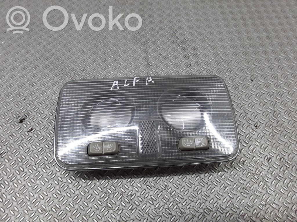 Alfa Romeo 147 Priekinių vietų apšvietimo žibintas 