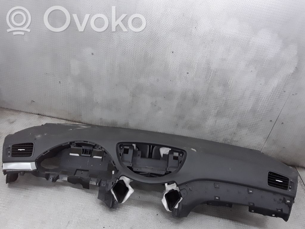 Panelė   66204XA01A