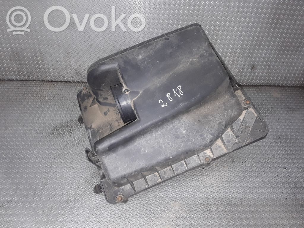 Air filter box