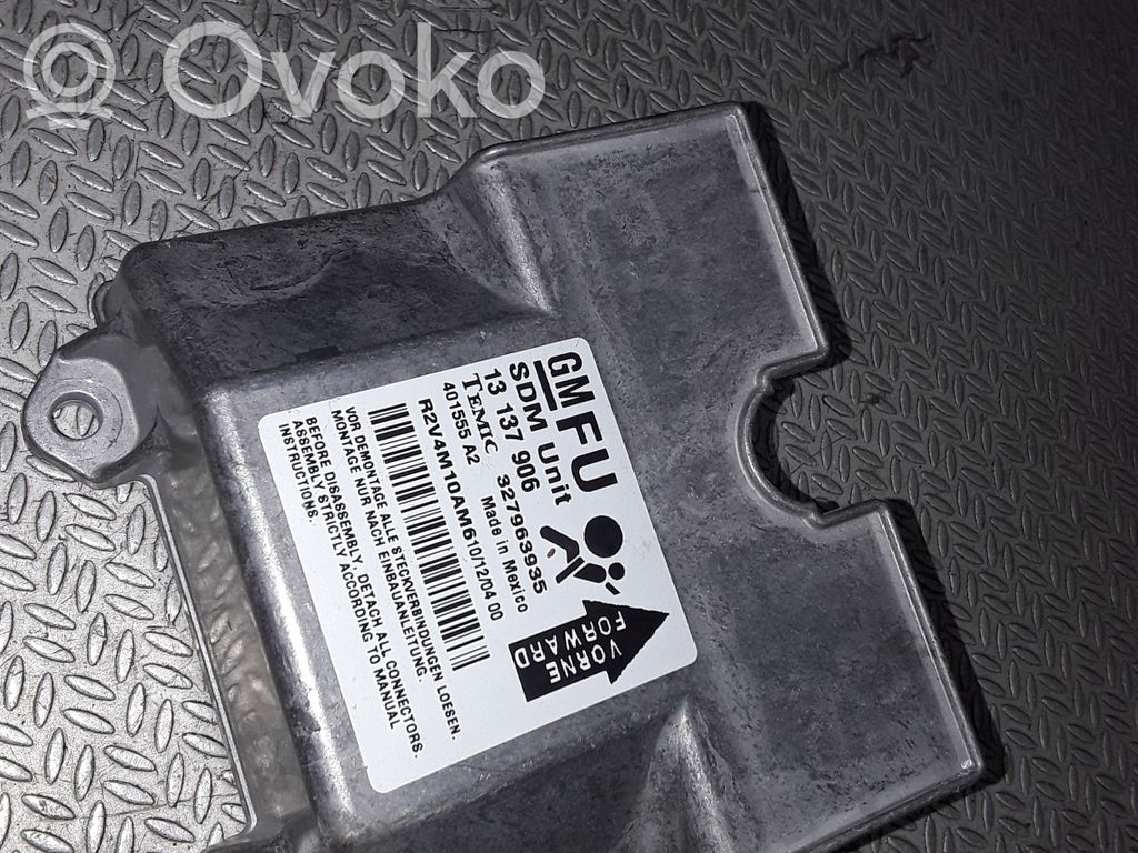 Opel Astra H Airbag control unit/module 