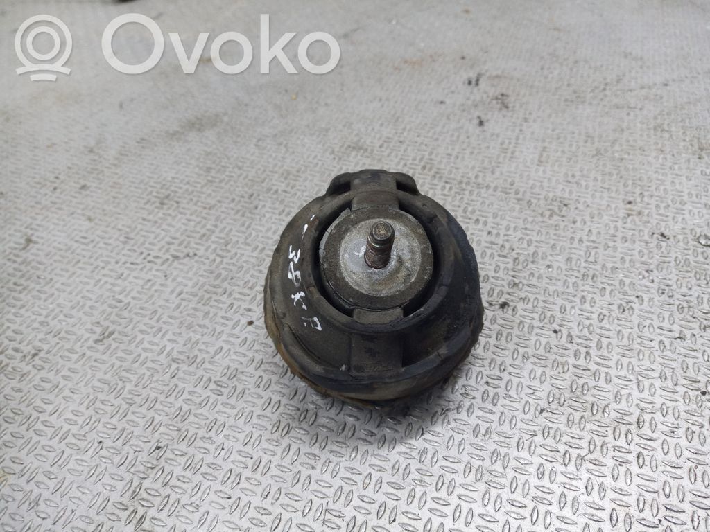 BMW 3 E46 Engine mount bracket 