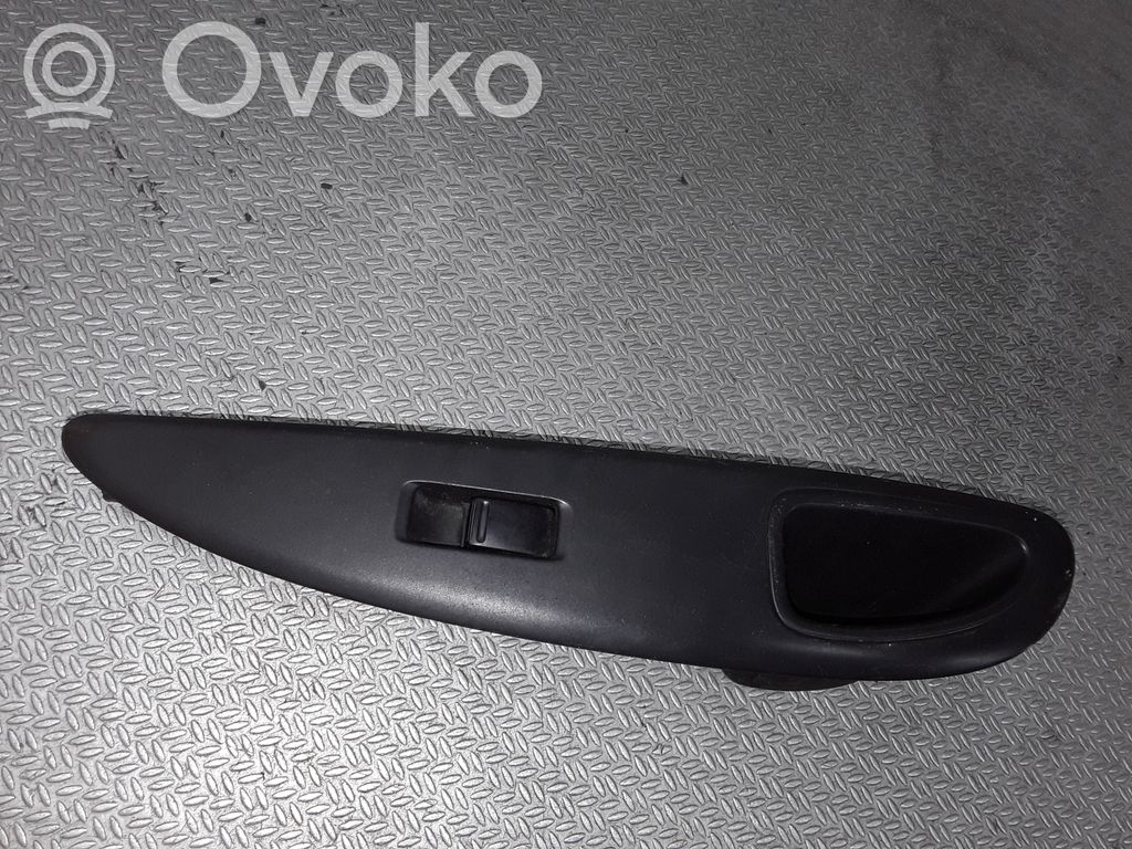 Electric window control switch   25411AV600,80960AV660