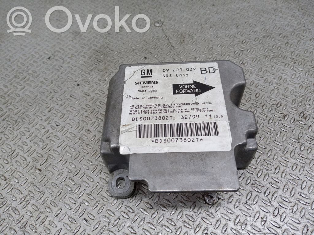 Unidad de control/módulo del Airbag   09229039