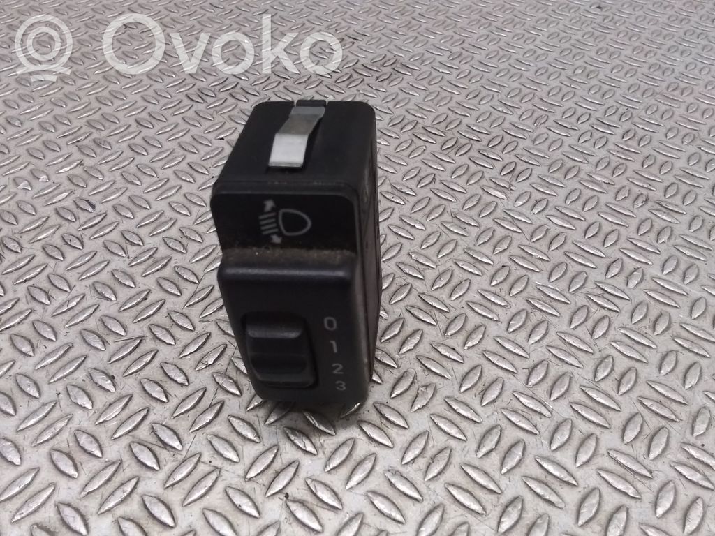 Opel Agila A Headlight level height control switch 