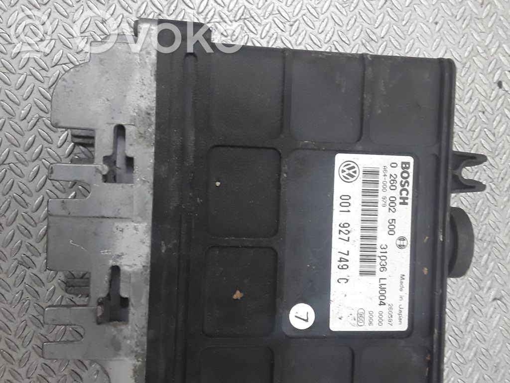 Volkswagen Polo III 6N 6N2 6NF Pavarų dėžės valdymo blokas 