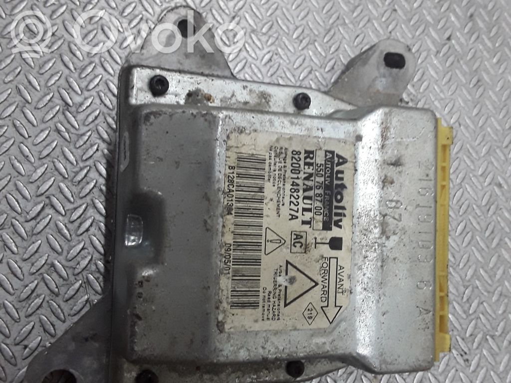 Unidad de control/módulo del Airbag   550758700,8200148227A