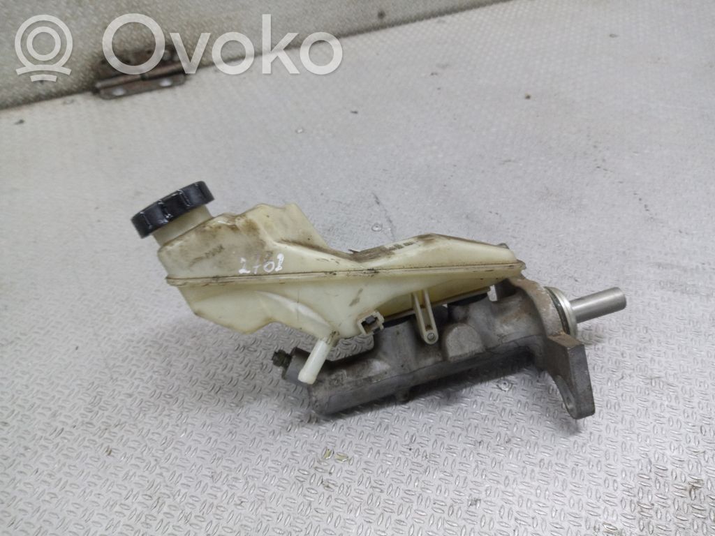 Toyota Corolla E120 E130 Pääjarrusylinteri 