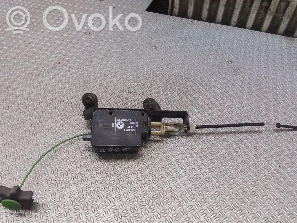 BMW 5 E60 E61 Moteur de verrouillage trappe à essence 