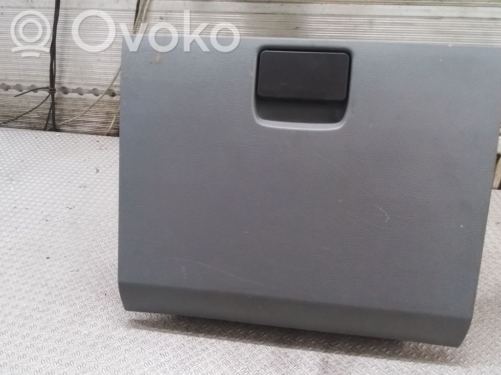 Ford Transit Daiktadėžės (bordačioko) dangtis 