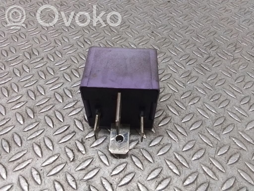 Relais Warnblinkanlage   12V50A03525