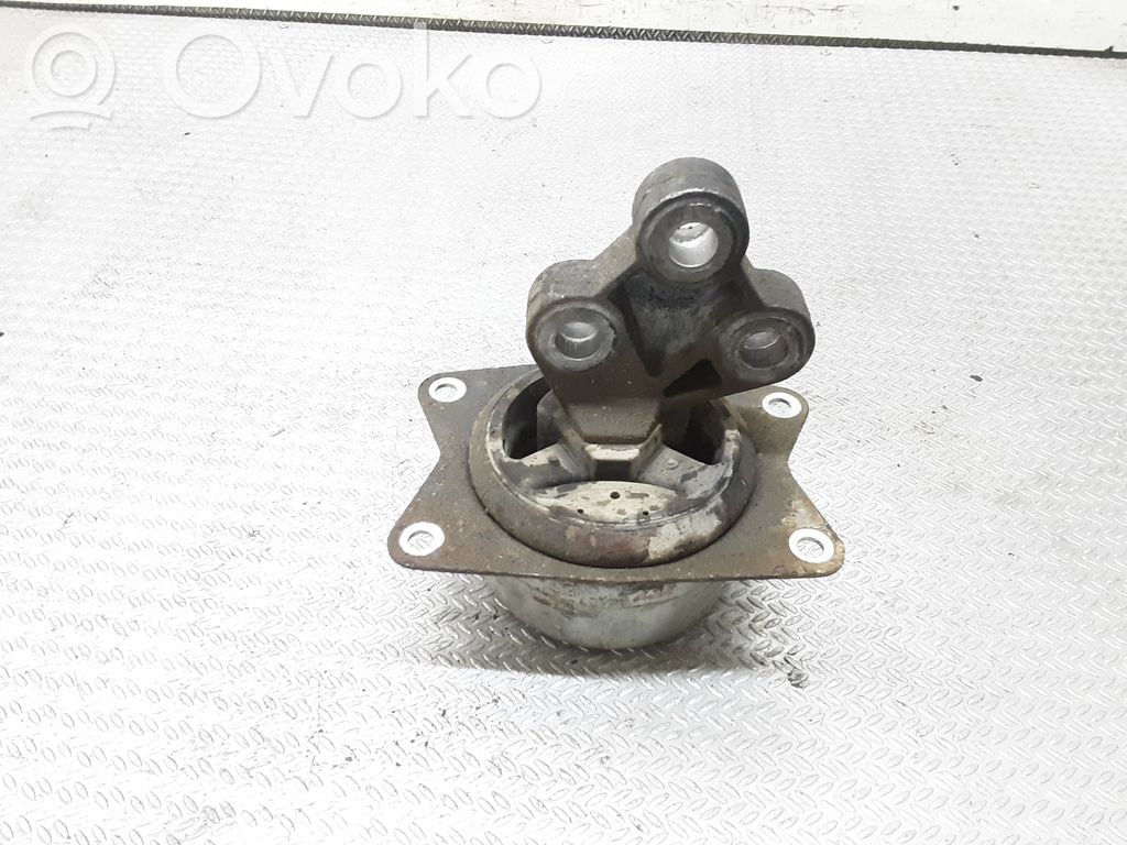 Opel Vectra C Vaihdelaatikon kiinnitys 