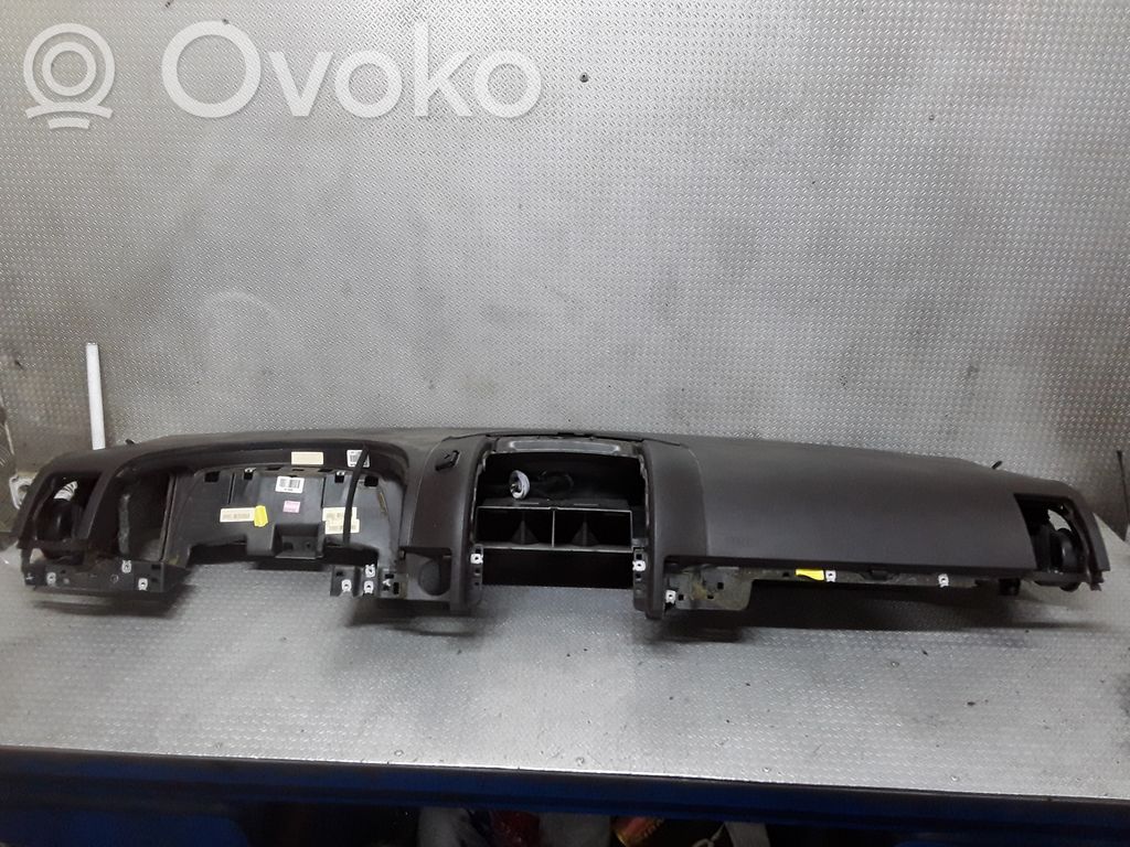Volkswagen Touareg I Panel de instrumentos 