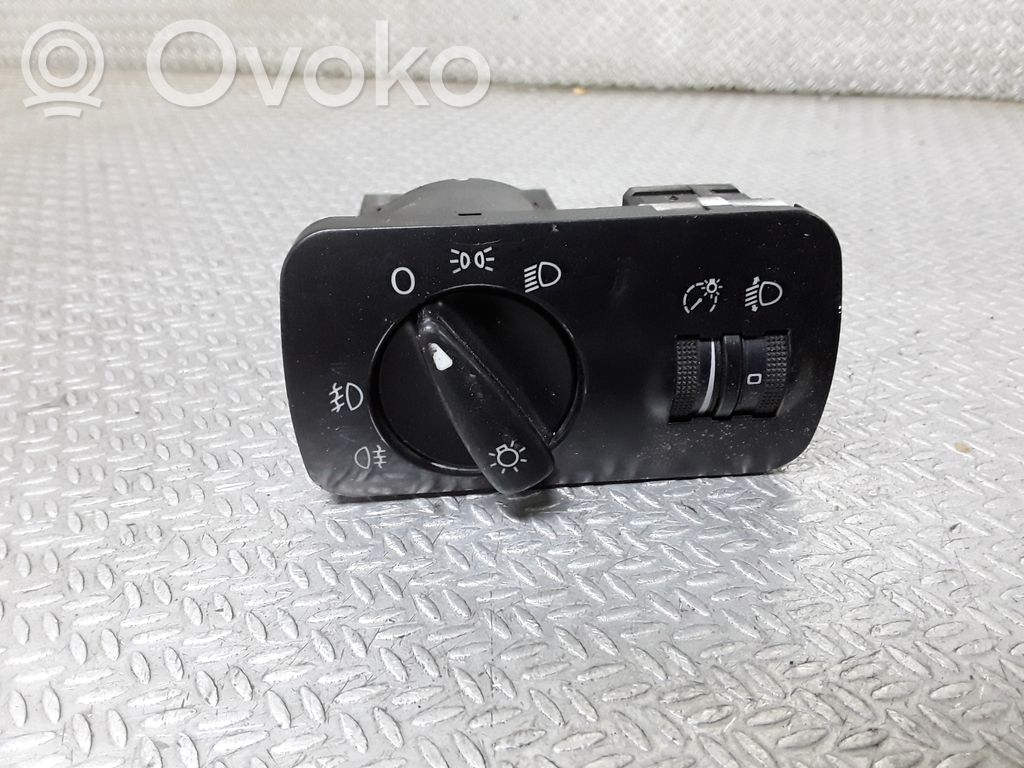 Seat Cordoba (6K) Interruptor de luz 