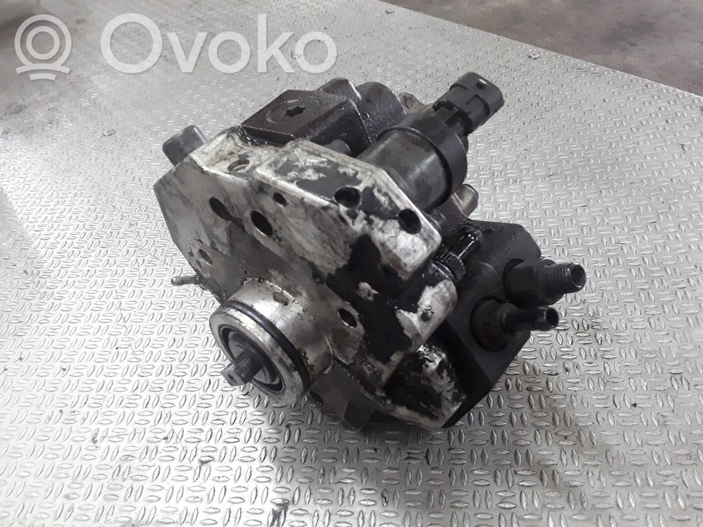 Pompe d'injection de carburant à haute pression   8642777,0445010043