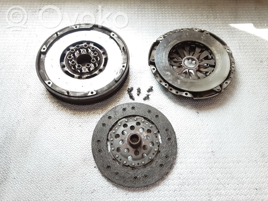 Saab 9-3 Ver2 Sankabos komplektas 