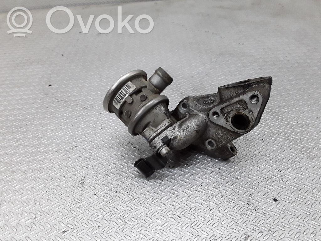 Audi A4 S4 B6 8E 8H AGR-Ventil Abgasrückführung 