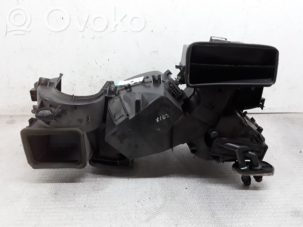 Volkswagen Jetta IV Montaje de la caja de climatización interior