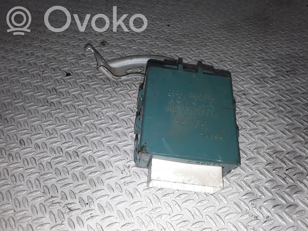 Unidad de control/módulo de la puerta   859800D040