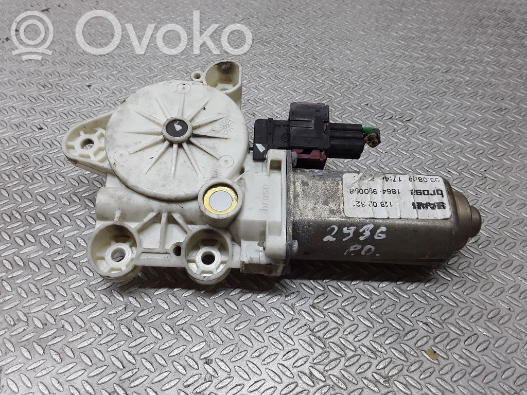 Silnik regulatora szyby drzwi przednich   12802321