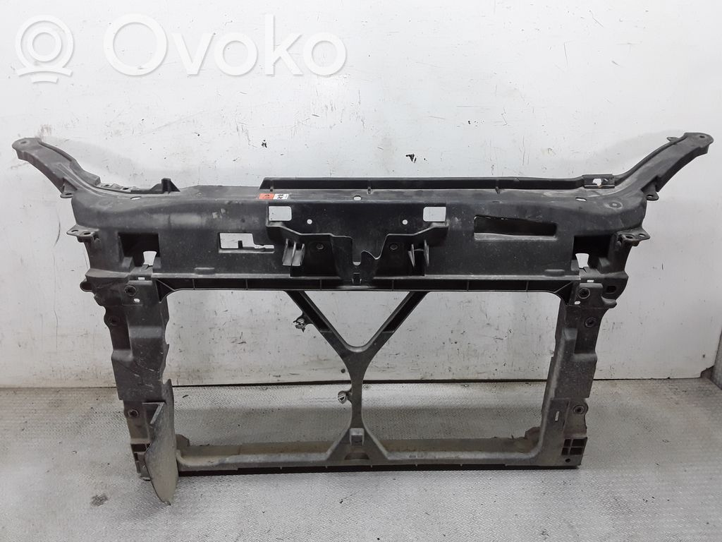 Mazda 5 Radiatoru panelis 