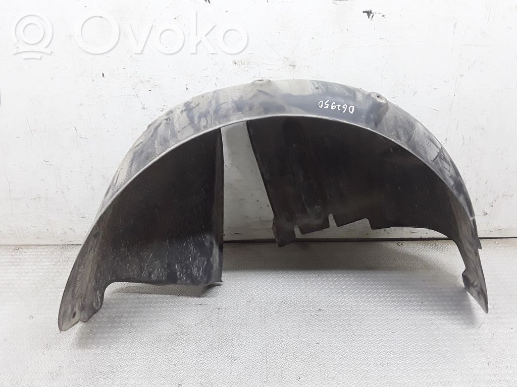 Rear arch fender liner splash guards
