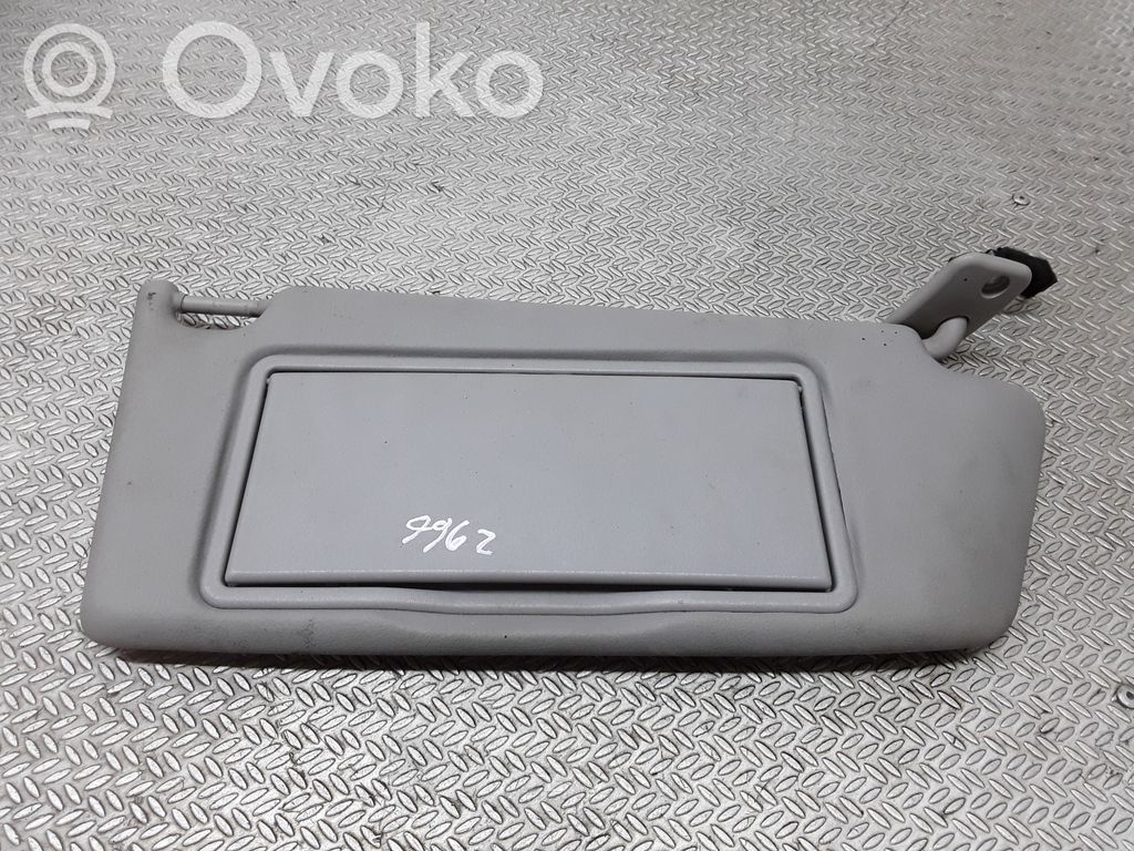 Sun visor