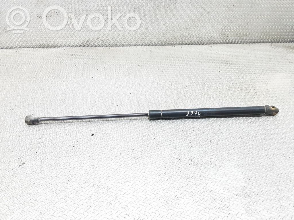 Volkswagen Polo Amortyzator klapy tylnej bagażnika 