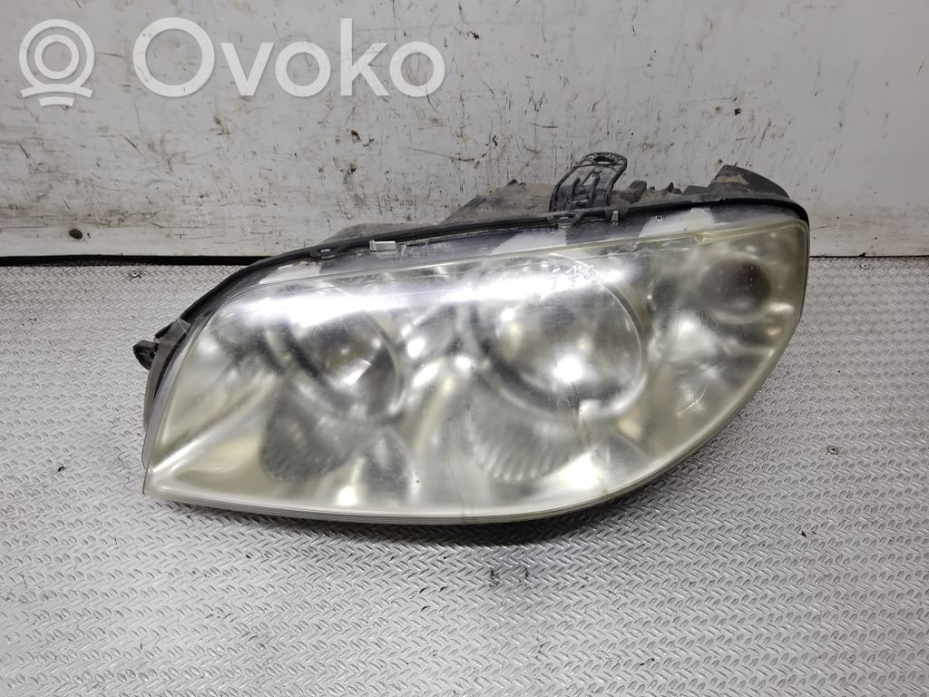 Fiat Punto (176) Headlight/headlamp 