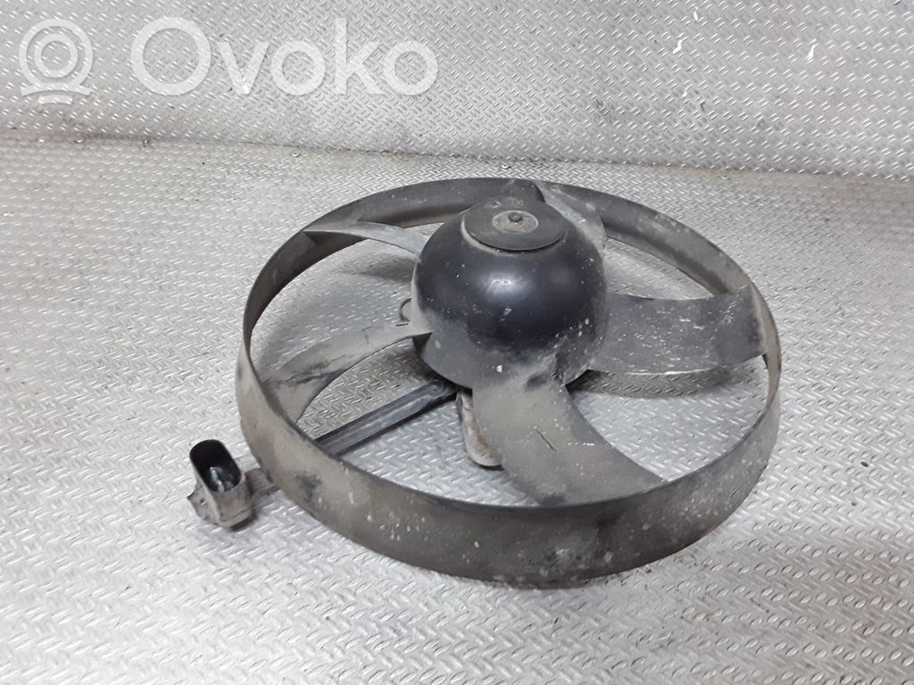 Volkswagen Polo Ventilator electric răcire radiator