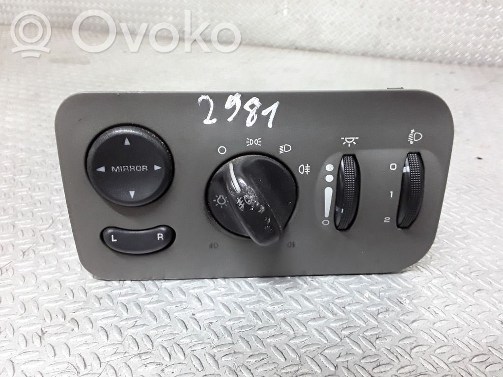 Chrysler Voyager Light switch 