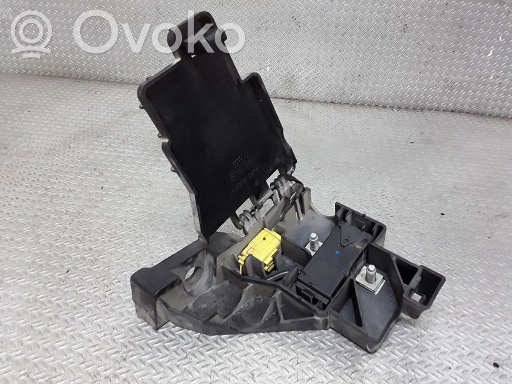 Charging relay   4E0971845F
