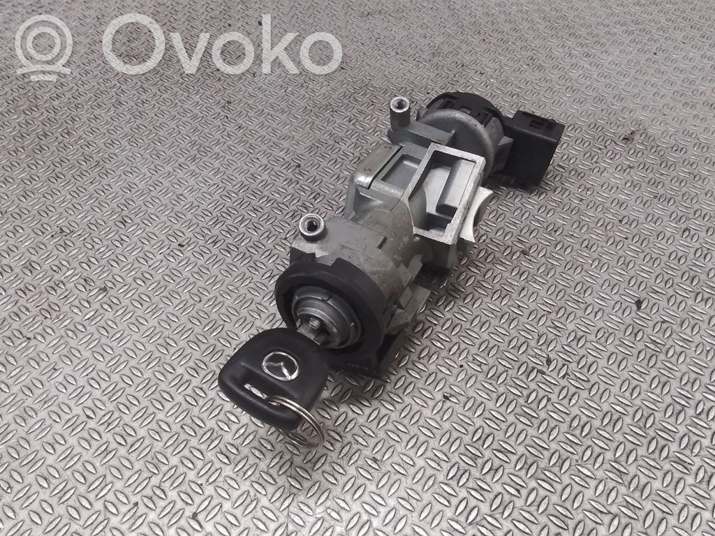 Užvedimo spynelė   3M513F880AB