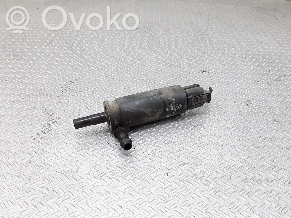 BMW 5 E39 Pompa spryskiwacza lampy przedniej 