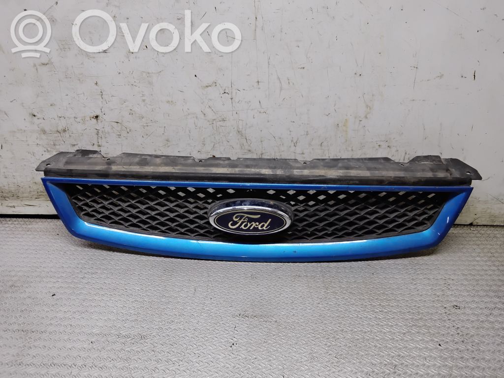 Ford Focus Grotelės viršutinės 