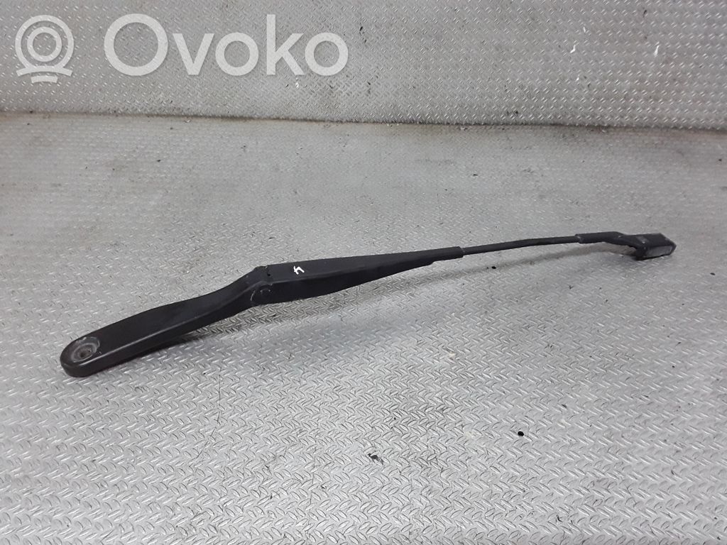 Volvo V50 Wischerarm vorne 