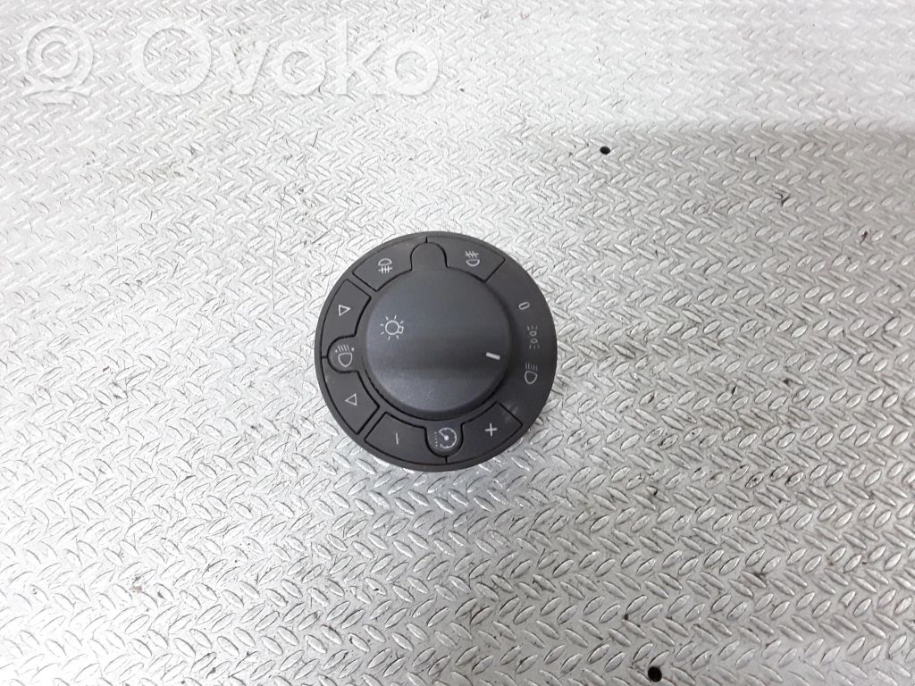 Opel Corsa D Light switch 
