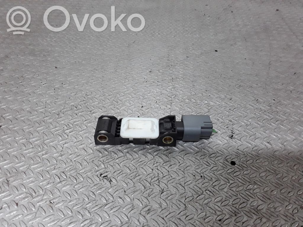 Sensor impacto/accidente para activar Airbag   04671779AC