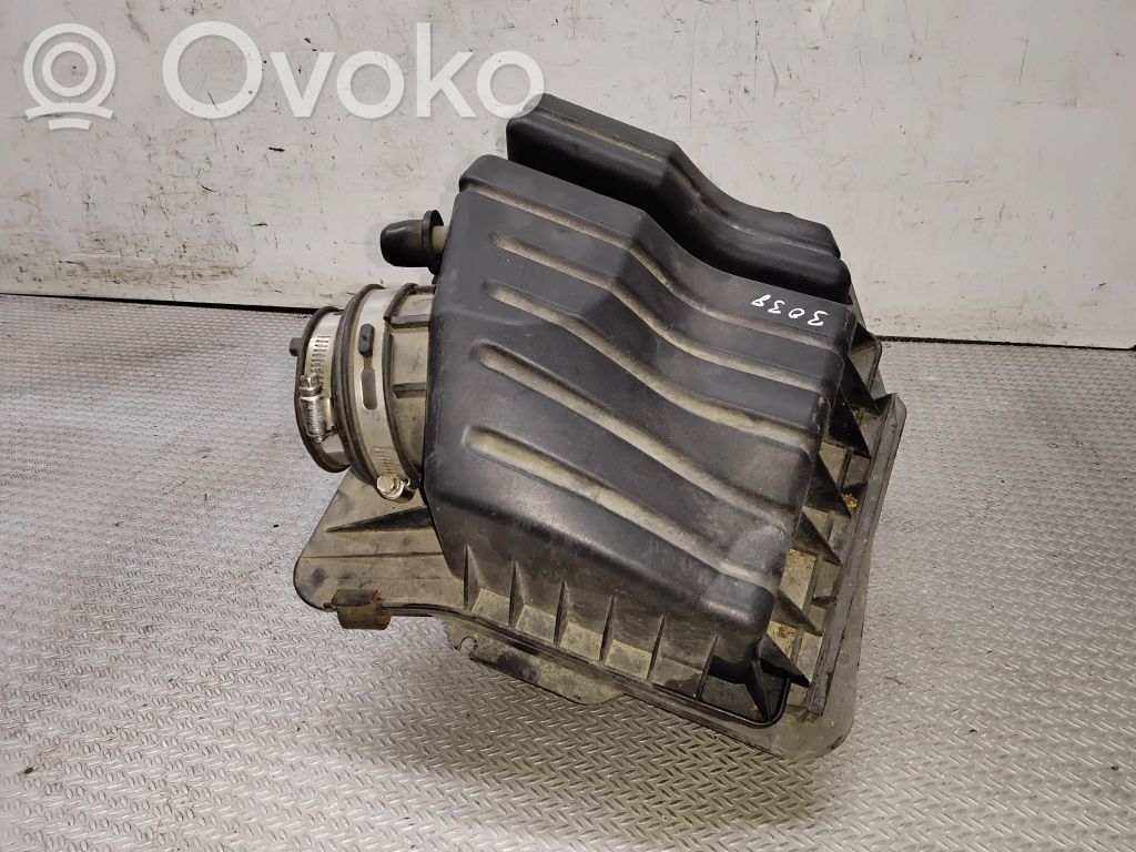 Air filter box   04861388AA