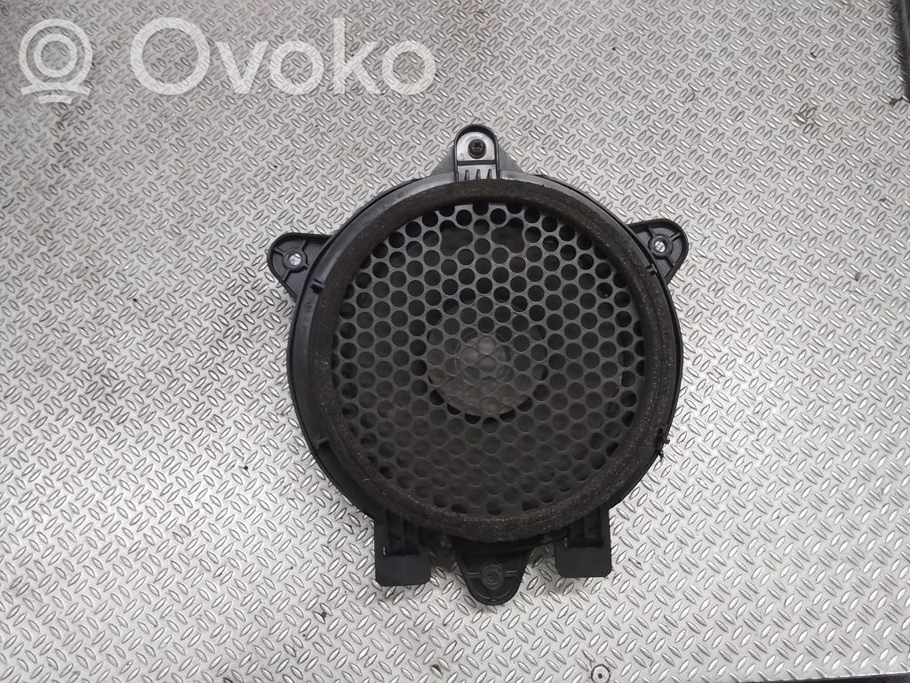 Chrysler Pacifica Rear door speaker 