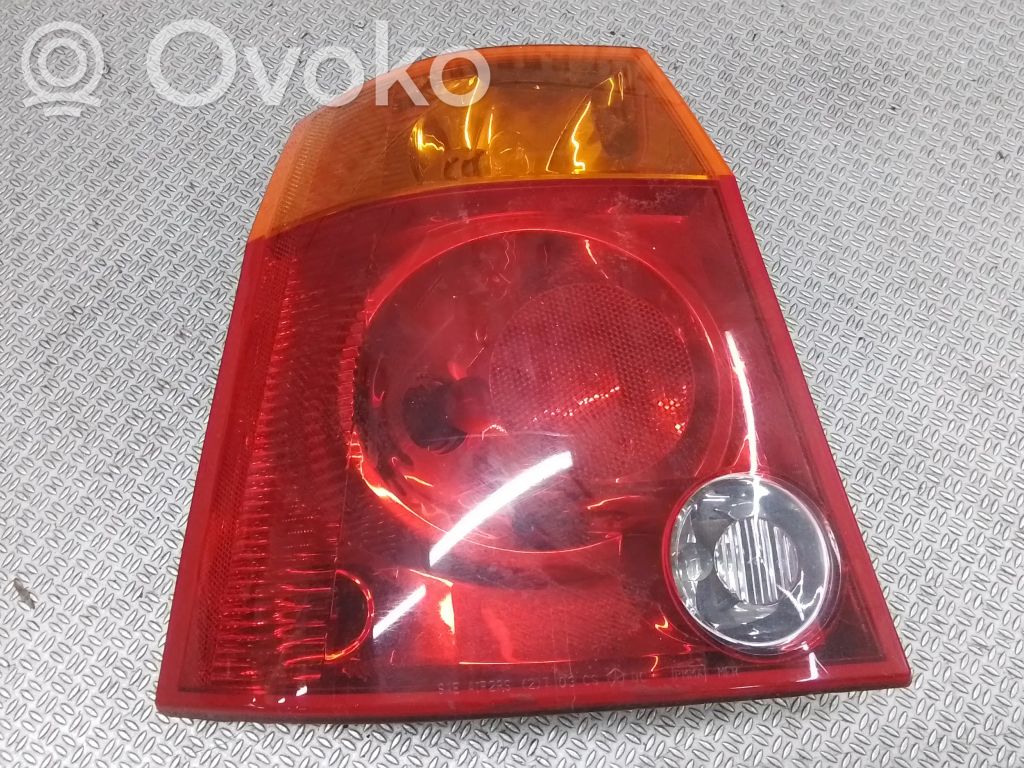 Chrysler Pacifica Rear/tail lights 