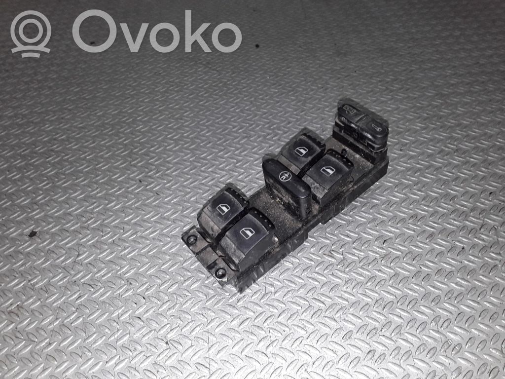 Volkswagen PASSAT B5 Przyciski szyb 