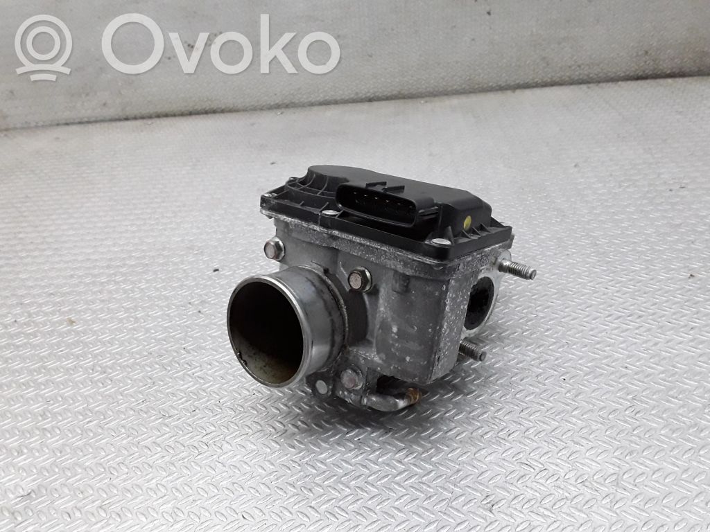 Throttle valve   R2AA136B0