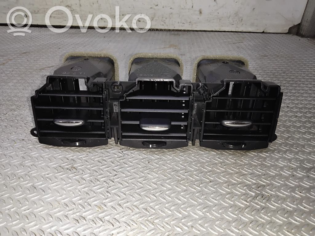 Mazda CX-7 Grille d'aération centrale 