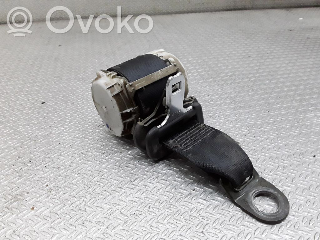 Toyota Aygo AB10 Cinturón trasero 