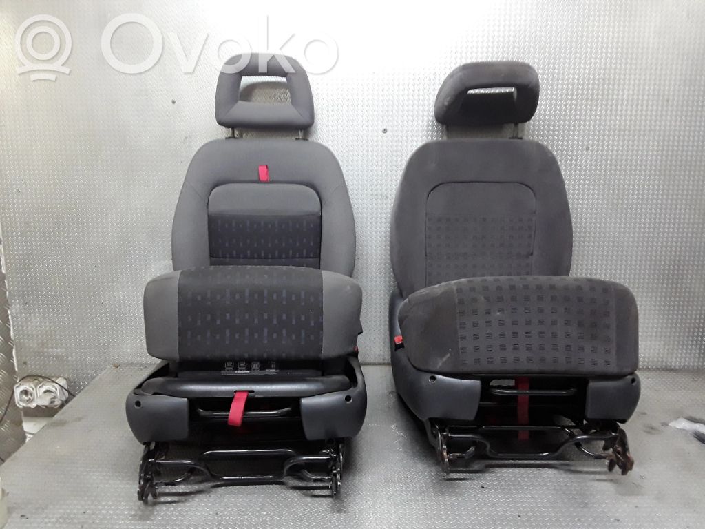 Seat set