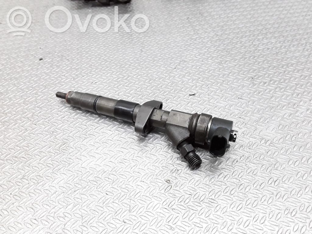 Inyector de combustible   0445110084